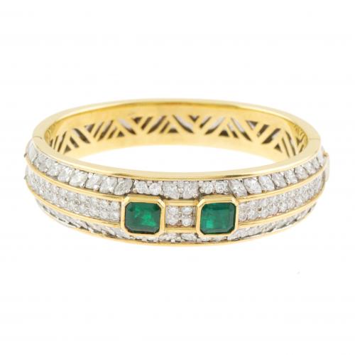 PULSERA ESCLAVA CON DIAMANTES Y ESMERALDAS.