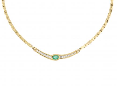 EMERALD AND DIAMOND CHOKER. 