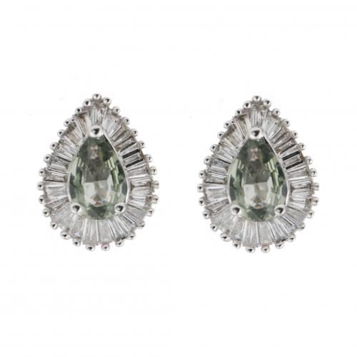 GREEN SAPPHIRE AND DIAMOND EARRINGS.