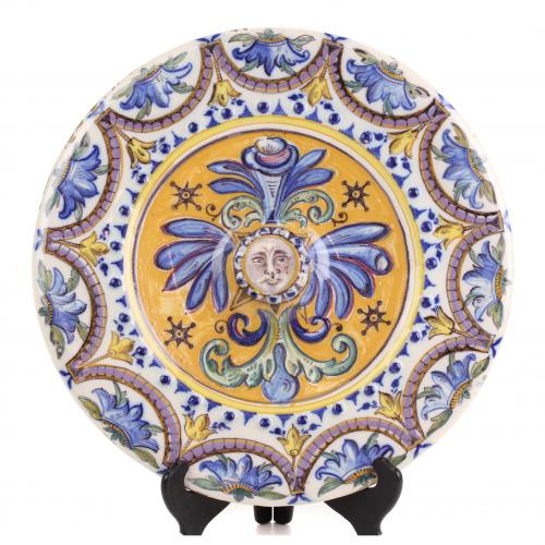LARGE ITALIAN DECORATIVE PLATE, C20th.