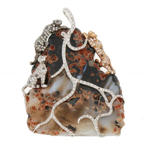 PANTHER PENDANT. 