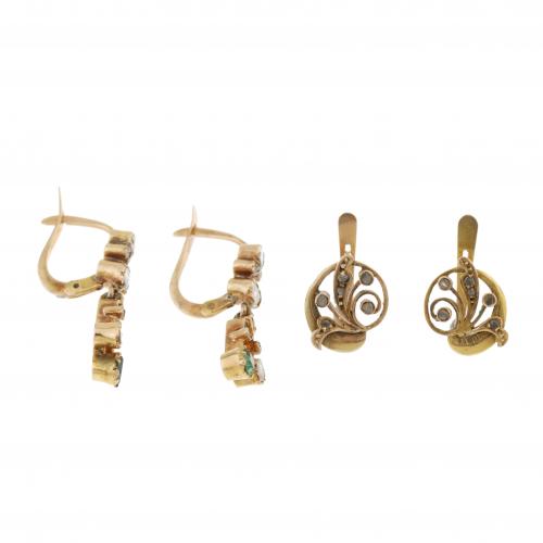 TWO PAIRS OF EARRINGS, C20th.