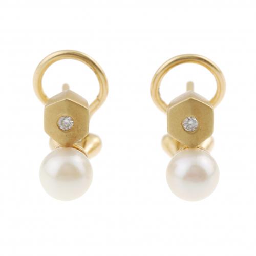 YOU AND I EARRINGS. 