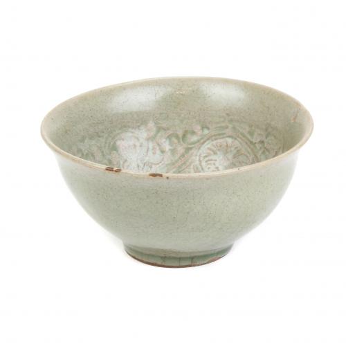 SMALL CHINESE MING STYLE BOWL, C20th.