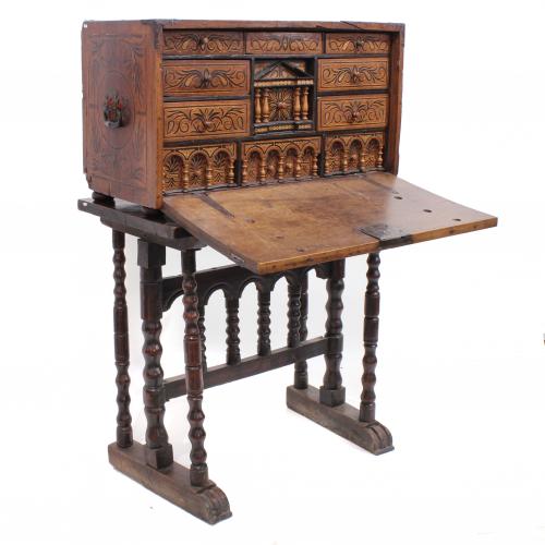 ARAGONESE WRITING DESK, END C16th-EARLY Cc17th.