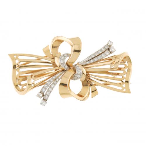 DOUBLE CLIP-BROOCH, MID C20th. 