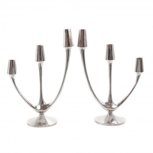 PAIR OF SPANISH SILVER CANDELABRAS. MID C20th.
