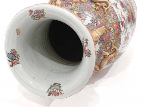 LARGE CHINESE VASE, MID C20th.