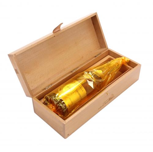A MAGNUM OF LOUIS ROEDERER, CRISTAL CHAMPAGNE, BRUT 1995.