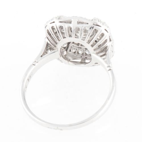   BELLE ÉPOQUE STYLE DIAMOND RING.