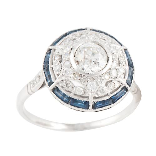 BELLE ÉPOQUE STYLE DIAMOND AND SAPPHIRE RING.