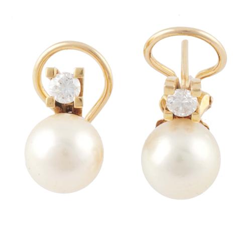 YOU AND I PEARL AND DIAMOND EARRINGS.