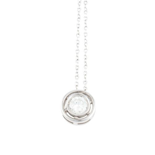 WHITE GOLD CHAIN AND DIAMOND PENDANT. 