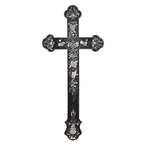 CHINESE MACAO CROSS, C19th.
