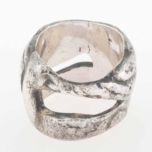 MANOLO HUGUÉ (1872-1945). RING OR KERCHIEF RING, CIRCA 1943