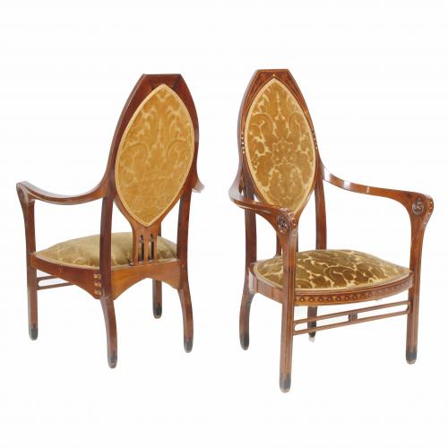 TALLER DE JOAN BUSQUETS I JANÉ (1874-1949). PAREJA DE SILLONES.