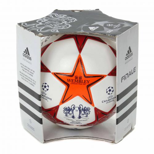 "MATCH BALL" OFICIAL FIRMADO POR DOS EXJUGADORES DEL BARÇA