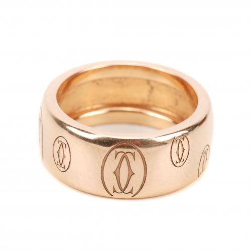 CARTIER. DOUBLE C LOGO RING.