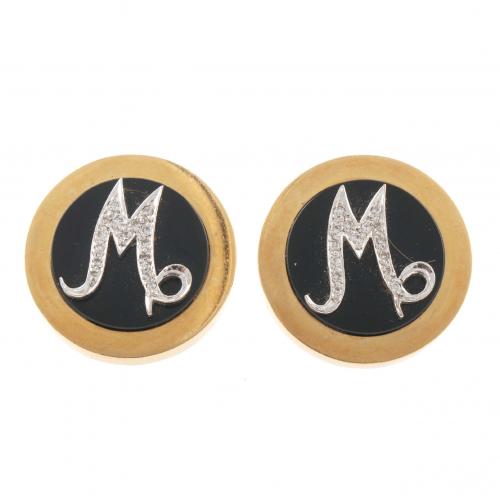 EARRINGS WITH INITIAL, EARLY 20TH CENTURY.