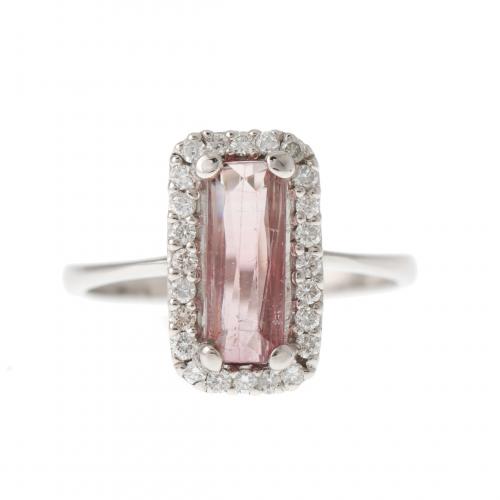 RING WITH TOURMALINE.