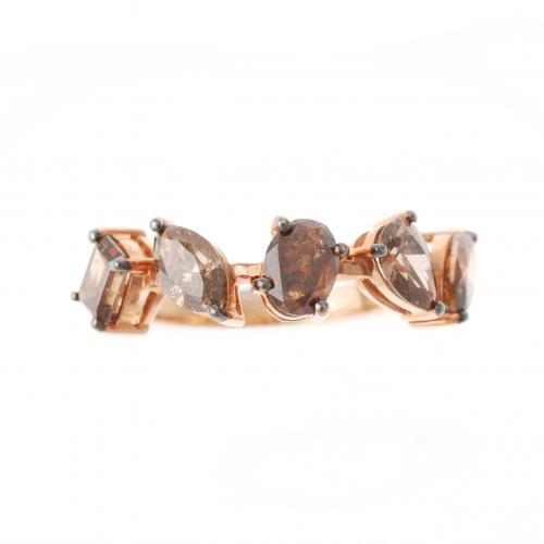 RING IN ROSE GOLD AND FANCY BROWN DIAMONDS.