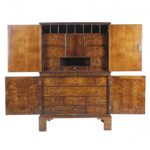 ENGLISH CABINET, GEORGIAN STYLE, LATE 19TH - EARLY 20TH CEN