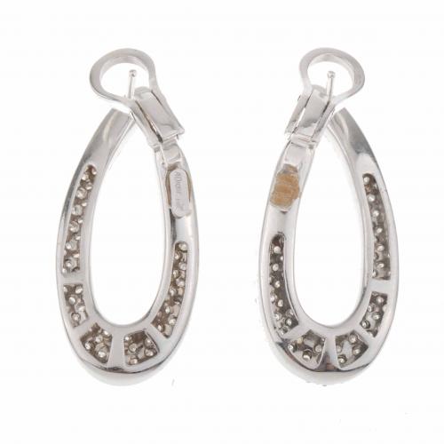 DIAMONDS PAVÉ EARRINGS.