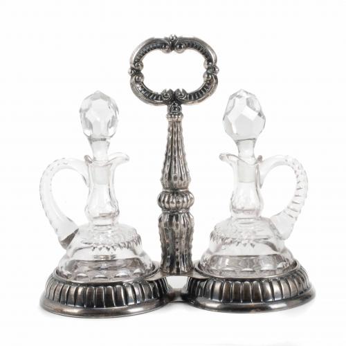 SPANISH SILVER CRUETS STAND, MID 20TH CENTURY.