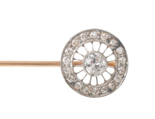 DIAMONDS TIE NEEDLE, EARLY DECADES 20TH CENTURY.