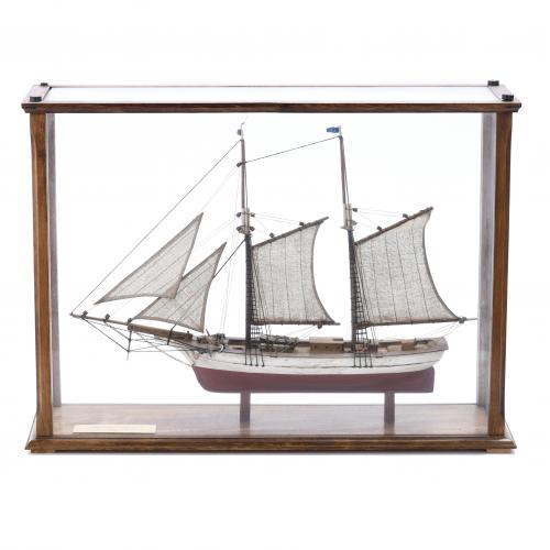 MAQUETA DE VELERO "SCHOONER GALEAS 1870", MED. SIGLO XX.