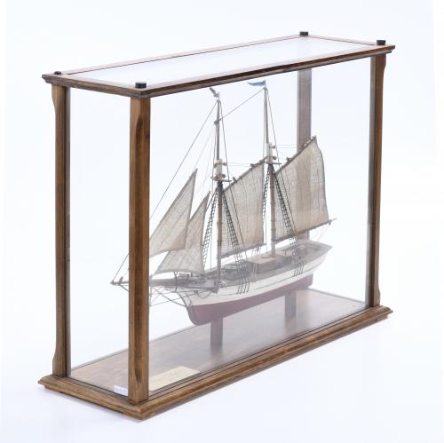 MAQUETA DE VELERO "SCHOONER GALEAS 1870", MED. SIGLO XX.