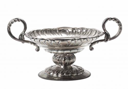 SPANISH SILVER CENTREPIECE, MID 20TH CENTURY.