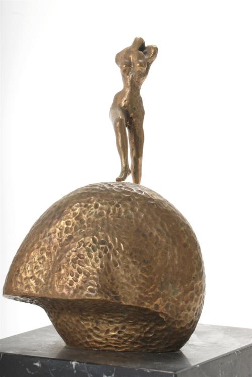 SALVADOR DALÍ I DOMÈNECH (1904-1989). NAKED WOMAN CLIMBING 