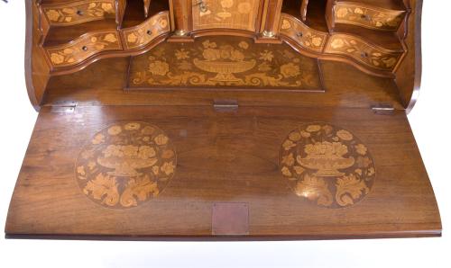 ANTONIO HERRÁIZ (1870-1947). DUTCH STYLE DISPLAY BUREAU BY 