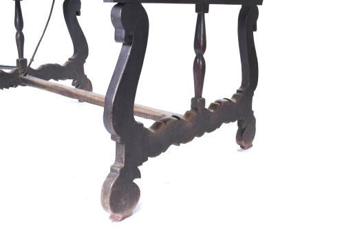 SPANISH LYRE-LEG TABLE, 18TH CENTURY.