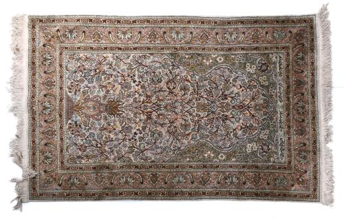 PERSIAN PRAYER CARPET, MID 20TH CENTURY.