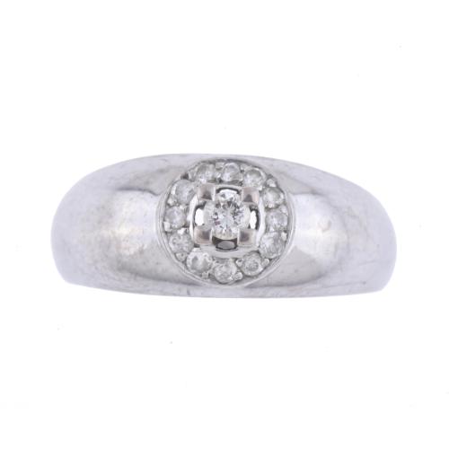 SOLITAIRE RING WITH DIAMONDS.