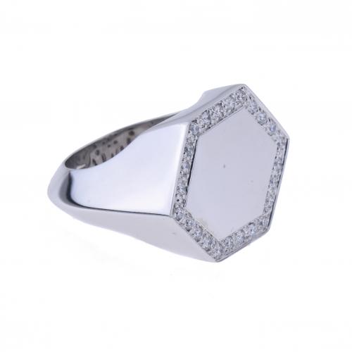 WHITE GOLD AND DIAMONDS HEXAGONAL RING.