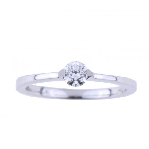 SOLITAIRE RING.