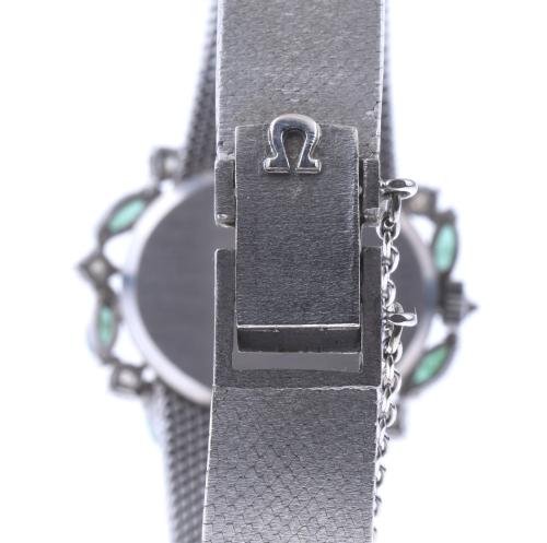 WOMEN&#39;S WRISTWATCH.