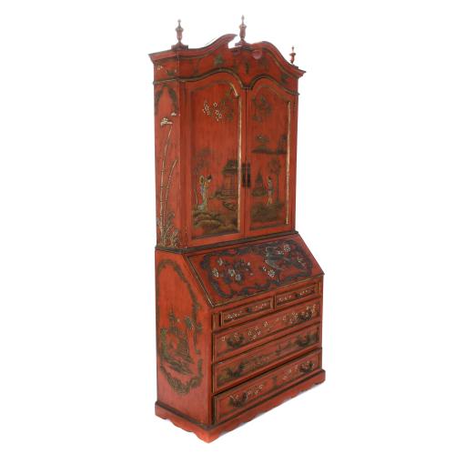 ENGLISH STYLE CABINET, SECOND HALF 20TH CENTURY.