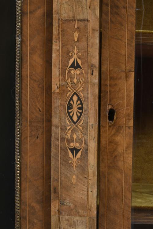 NAPOLEON III STYLE DISPLAY CABINET, MID 20TH CENTURY.