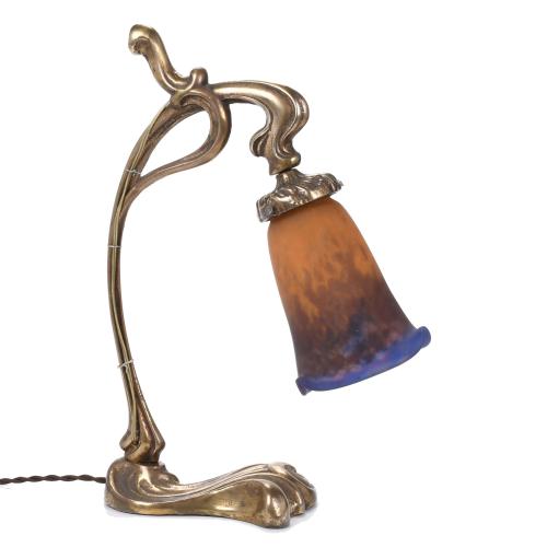 MULLER FRÈRES LUNEVILLE. FRENCH ART NOUVEAU TABLE LAMP, EAR