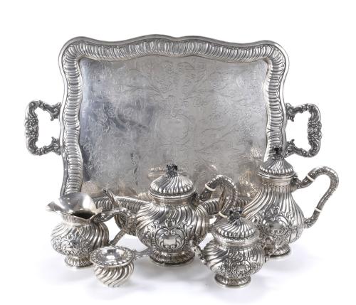 SPANISH TEA AND COFFEE SET IN SILVER, MID 20TH CENTURY.