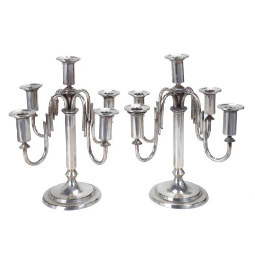 PAREJA DE CANDELABROS ESTILO ART DÉCO EN PLATA, MED. SIGLO 