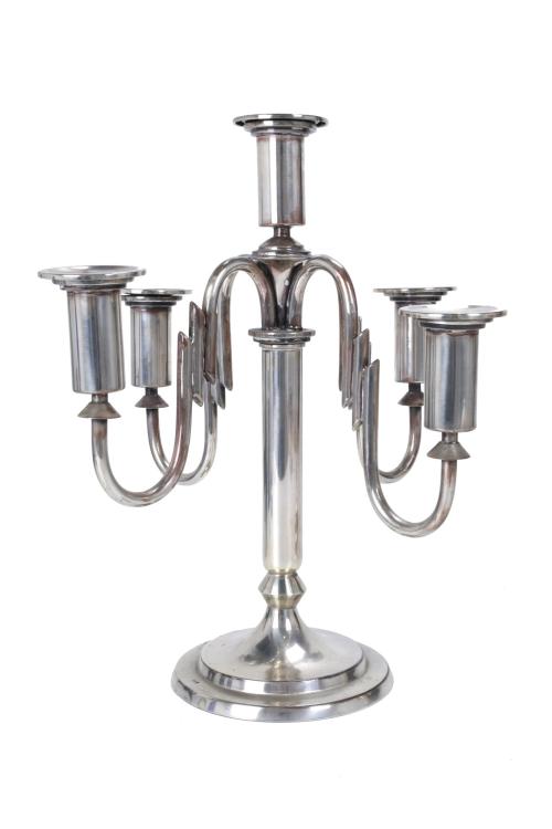 PAREJA DE CANDELABROS ESTILO ART DÉCO EN PLATA, MED. SIGLO 