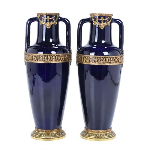 PAIR OF FRENCH SÈVRES STYLE VASES, CIRCA 1900.