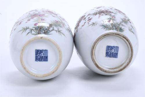 PAIR OF CHINESE VASES, 1920-1940.