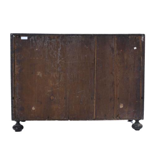 FLORENTINE CHEST, SECOND HALF OF THE 19TH CENTURY.