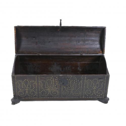 SPANISH TRAVEL CHEST, 18TH CENTURY.